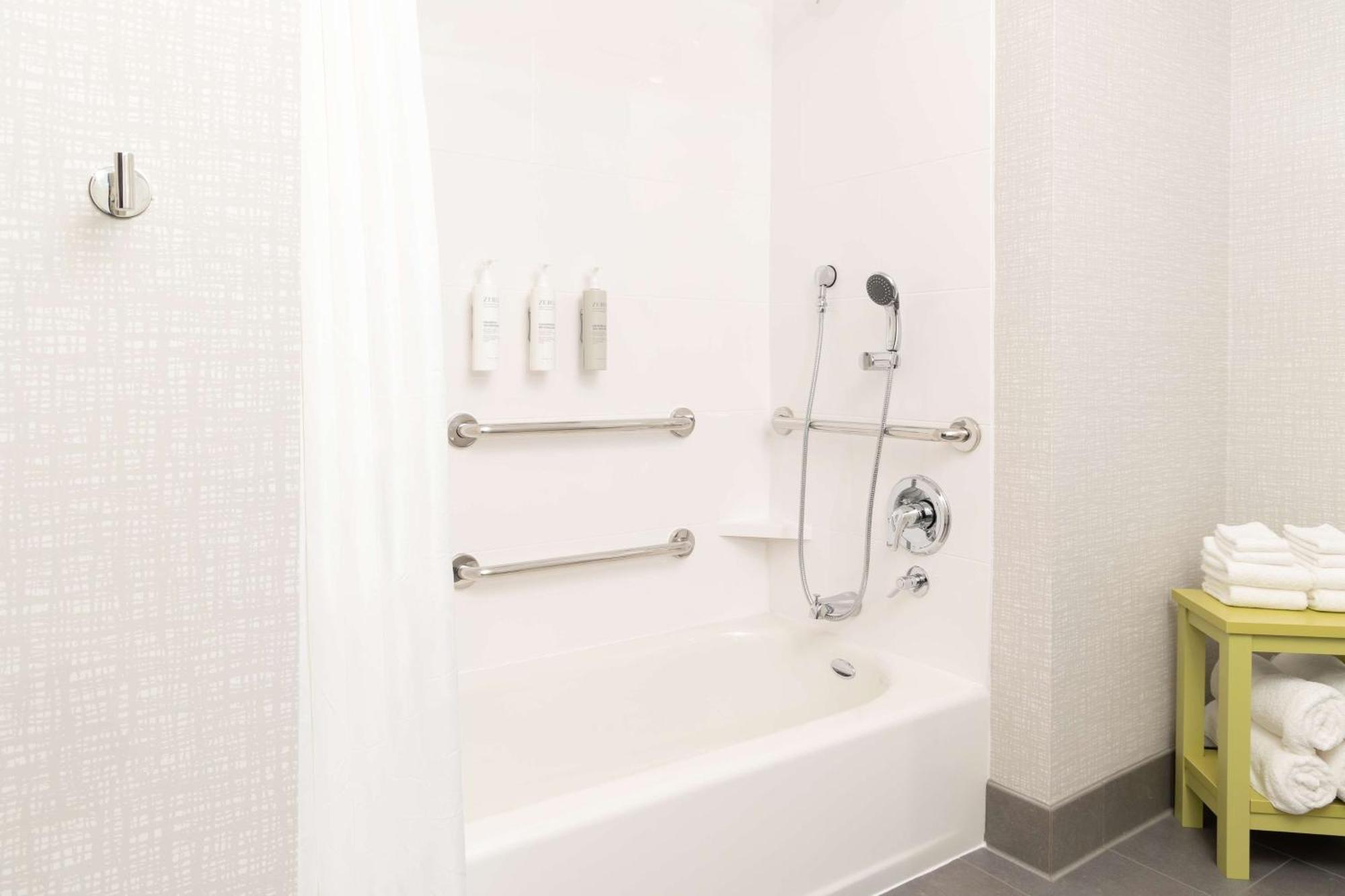 Hampton Inn & Suites Santa Rosa Sonoma Wine Country 外观 照片