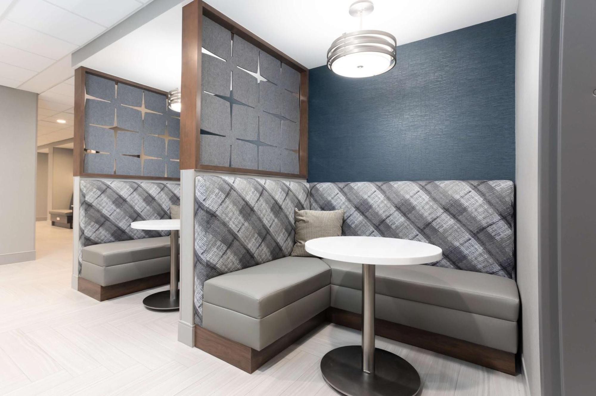 Hampton Inn & Suites Santa Rosa Sonoma Wine Country 外观 照片